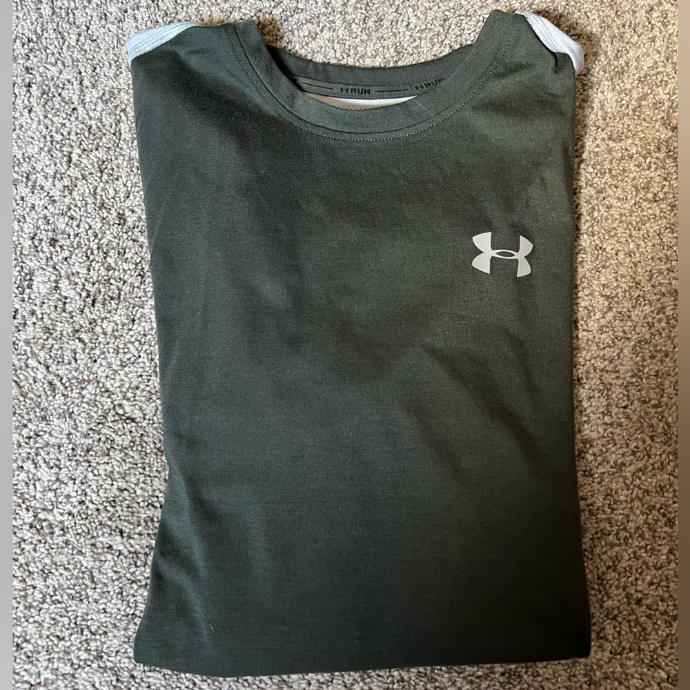 women’s shirt